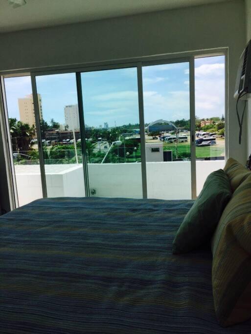 Apto Con Terraza Privada Muy Cerca De Playa Apartamento