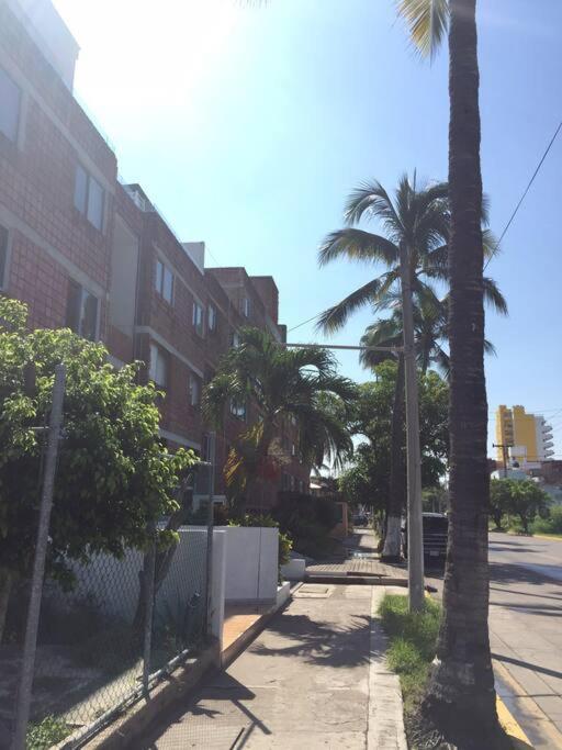 Apto Con Terraza Privada Muy Cerca De Playa * Mazatlán